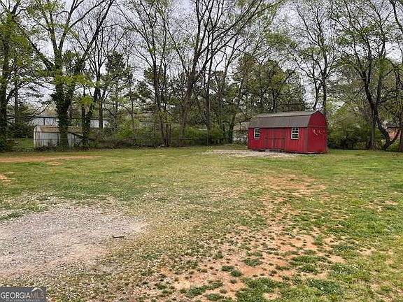 3rd image of 705 Rowland Springs Rd