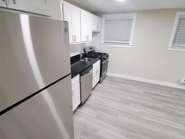 (undisclosed Address), Chicago, IL 60657