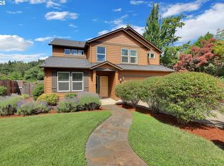 2664 Augusta St, Eugene, OR 97403