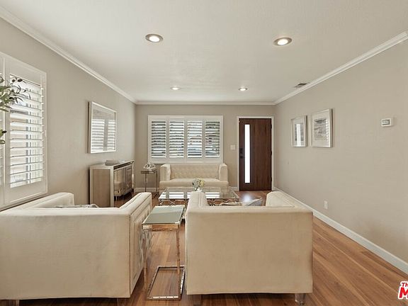 5th image of 13900 Grevillea Ave
