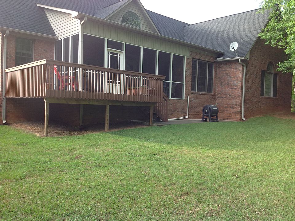2nd image of 712 Splendid Meadows Way
