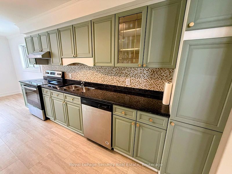Mississauga House for rent - 3 Bedrooms — photo 5