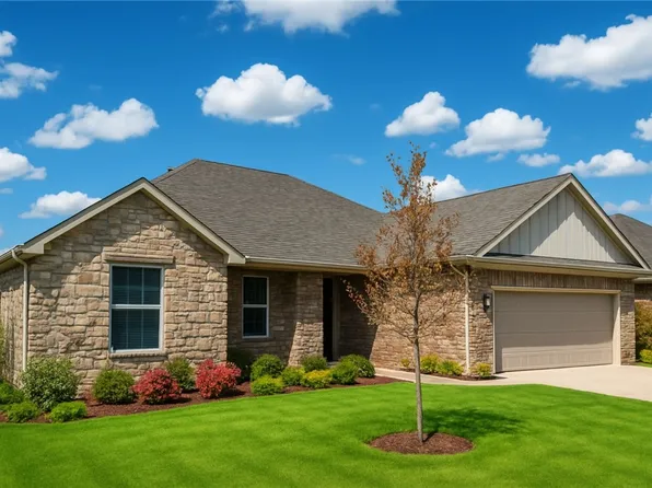 1011 Fair Oaks St, Springdale, AR 72762