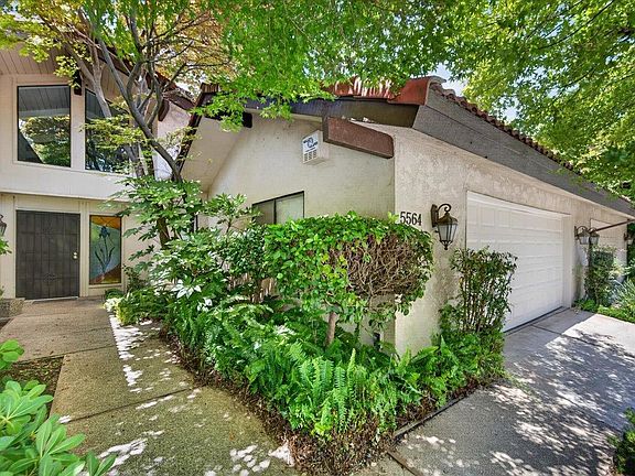 2nd image of 5564 N El Adobe Dr