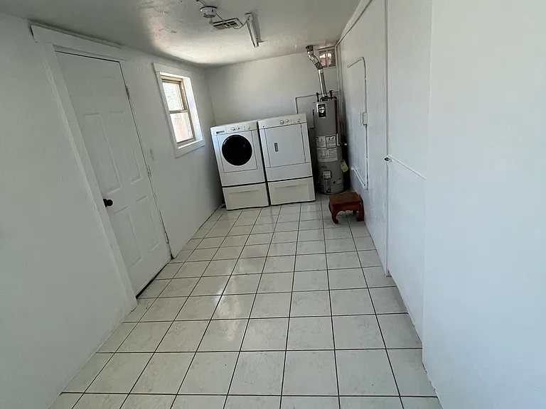 1426 W Delaware St #1 — Photo 7