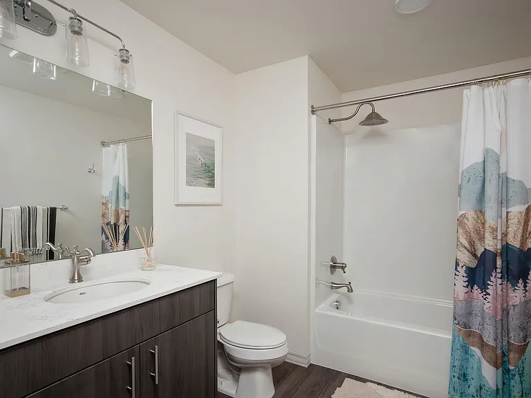 Laurel 42 — Photo 14