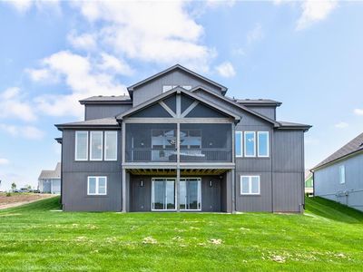 22053 W 99th Ter, Lenexa, KS, 66220