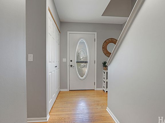 5th image of 1429 Rhett Pl