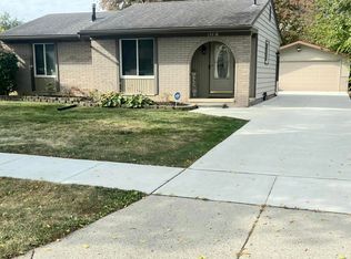 15638 Sandburg St, Romulus, MI 48174