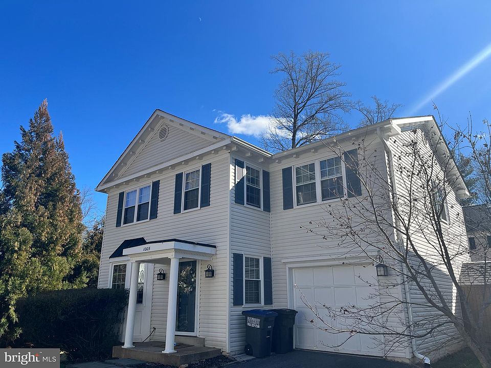 1st image of 10105 Schoolhouse Woods Ct