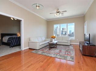 1900 Genesee St APT 302, Houston, TX 77006