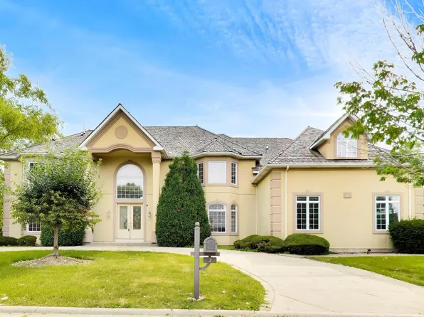 1 Firethorn Ct, Lemont, IL 60439