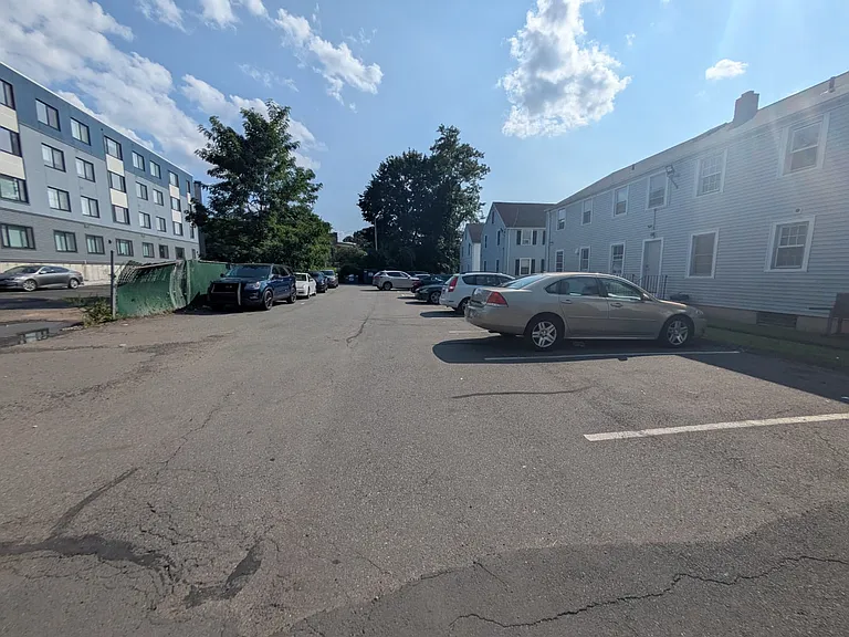 1197-1207 Ella T Grasso Blvd #B1 — Photo 4