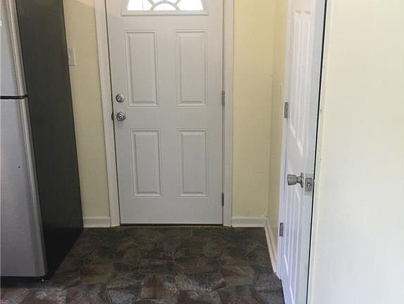 4th image of 3702 Ammons Ave