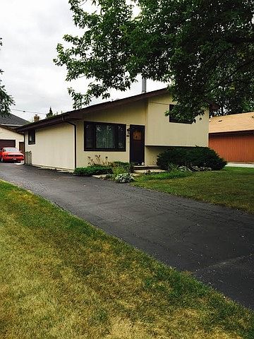 1st image of 386 N Pine Ln