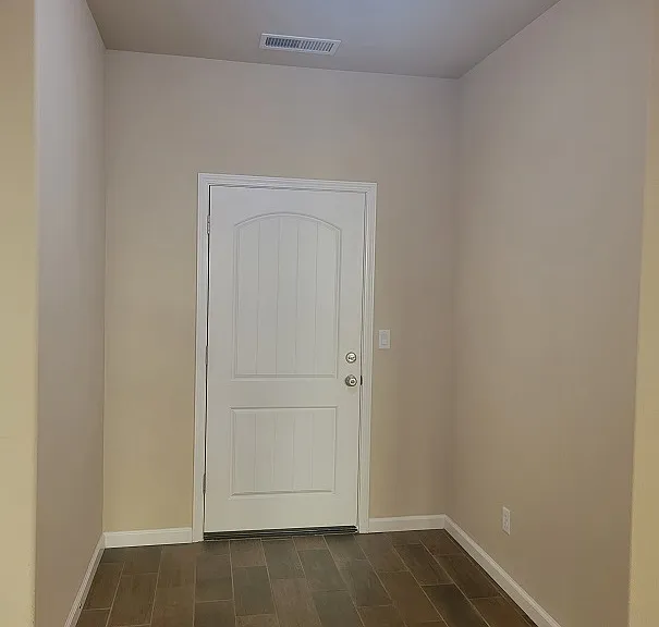 227 Gooselake Cir — Photo 15