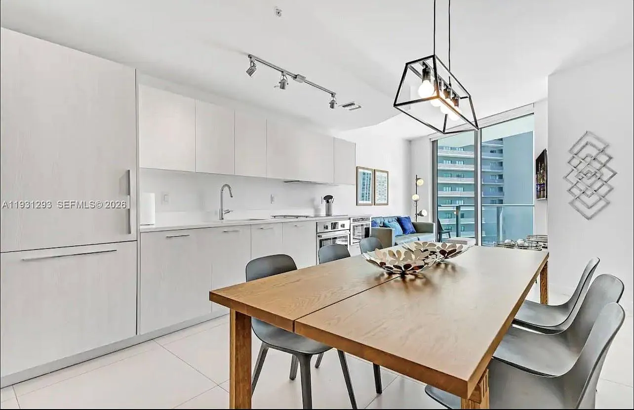 Paraiso Bayviews Condo — Photo 4