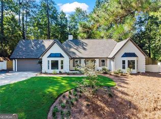 2552 Hollycreek Dr NE, Marietta, GA 30062