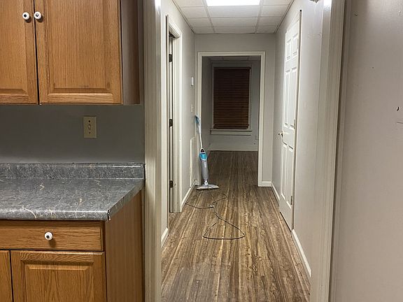 5th image of 50 Williams Cir