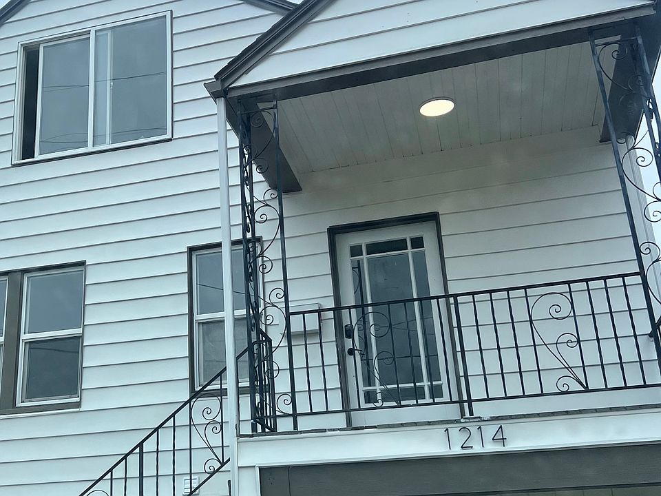 1st image of 1214 N Proctor St #1