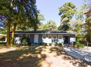 3022 Cliffdale Rd, Fayetteville, NC 28303