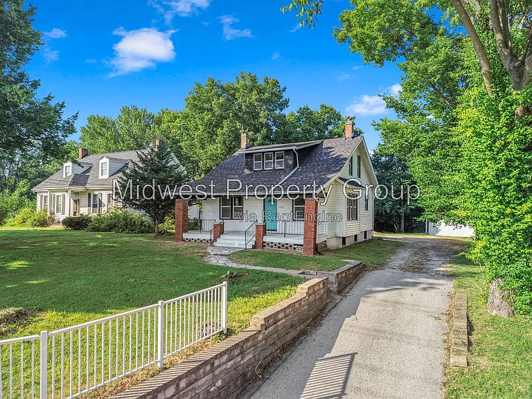 11560 Old Halls Ferry Rd — Photo 2
