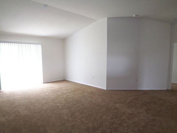 Lliving/Dining Room Combo