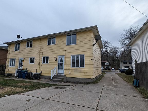 4th image of 90 Marine Dr