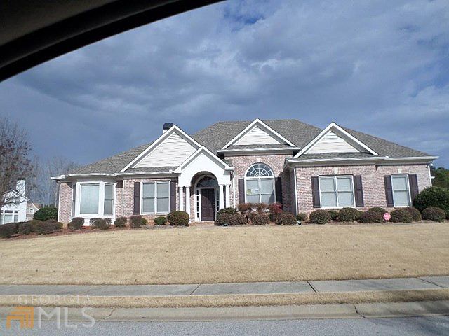 1st image of 103 Green Branch Dr