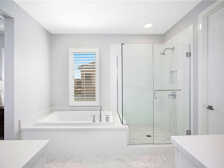 126 Donati — Photo 17