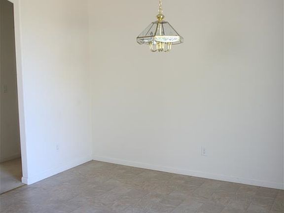 4th image of 2121 Autumnwood Ln