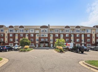 649 Old Highway 8 NW APT 238, New Brighton, MN 55112