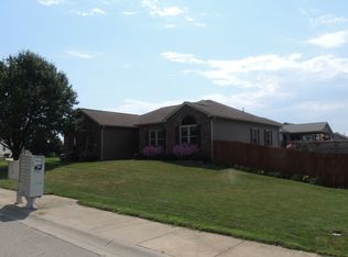 6048 E Meadow Ridge Rd, Columbus, IN 47203