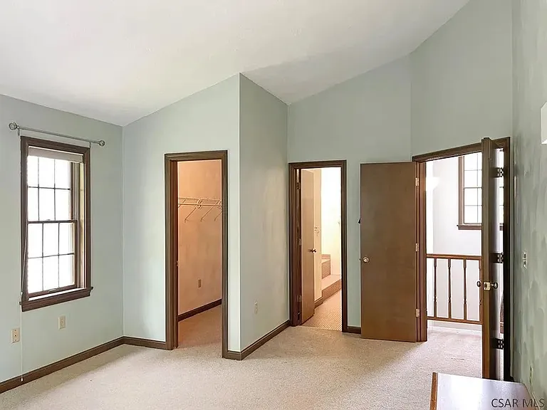 104 Cheney Oak Dr — Photo 5
