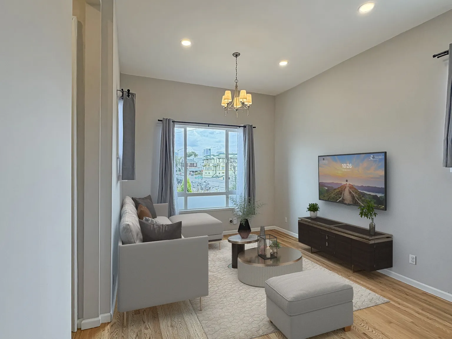 1809 Chestnut St — Photo 2
