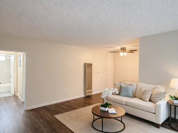 1117 N Laurel Ave APT 14, Los Angeles, CA 90046