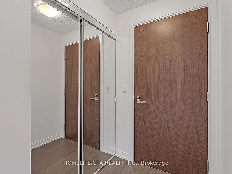 255 Village Green Sq #2403 — Photo 3