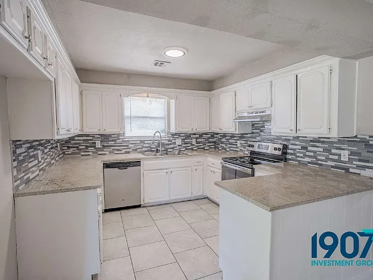 15008 Ken Rd — Photo 9