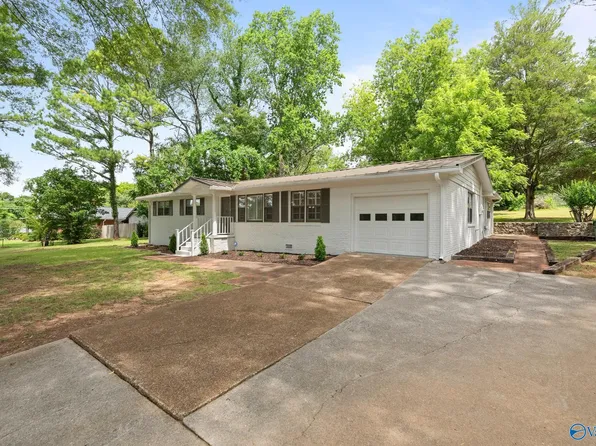 703 Weatherly Rd SE, Huntsville, AL 35803