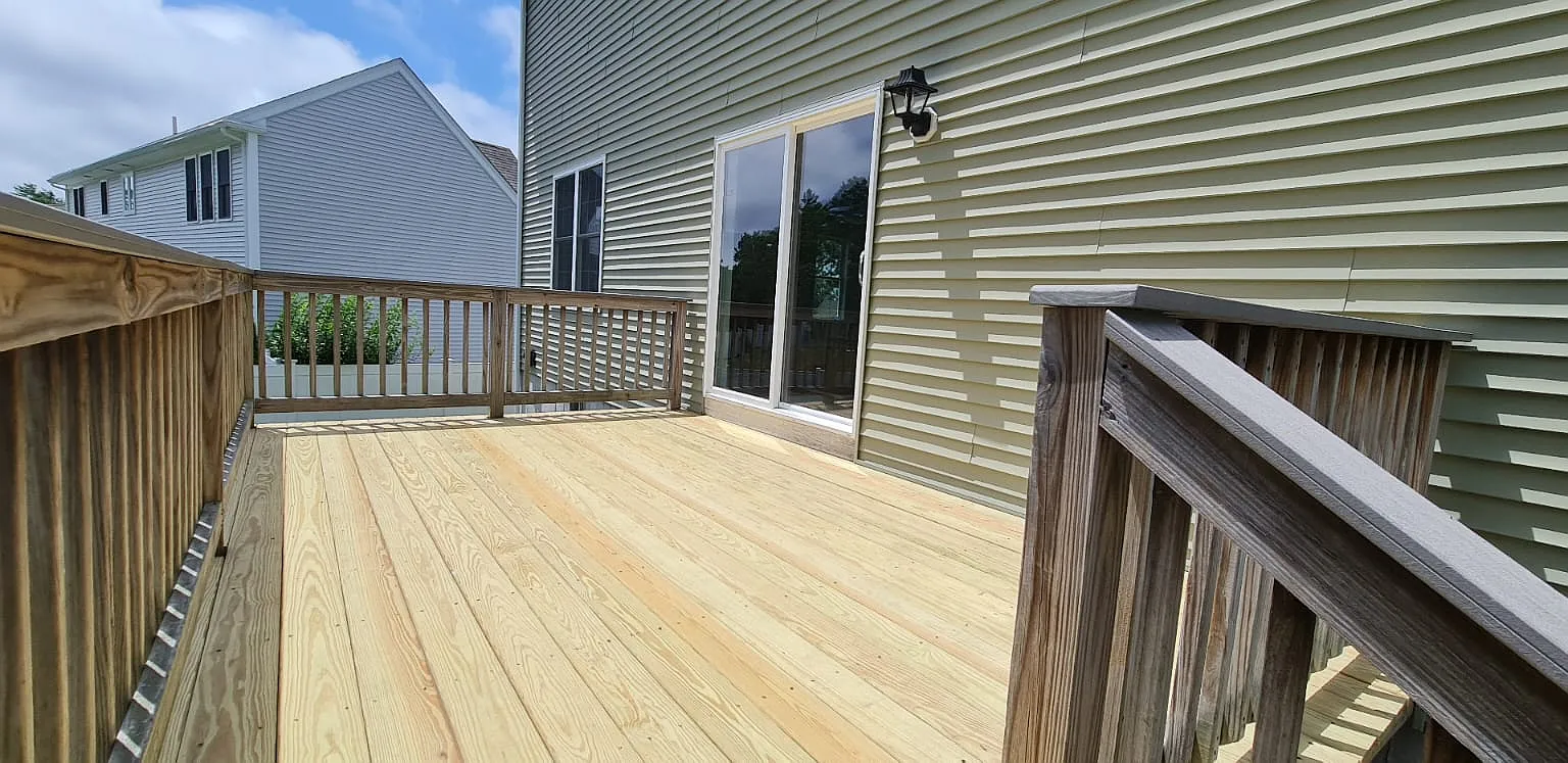 4 bed, 2.5 bath, 2472 sqft, $5,000 — Photo 4