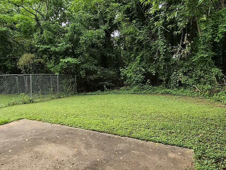 3663 Sapphire Ct — Photo 12