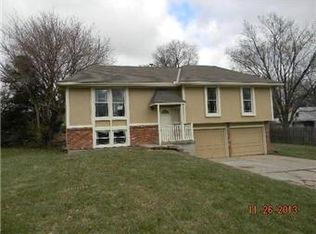 10 NE 115th St, Kansas City, MO 64155