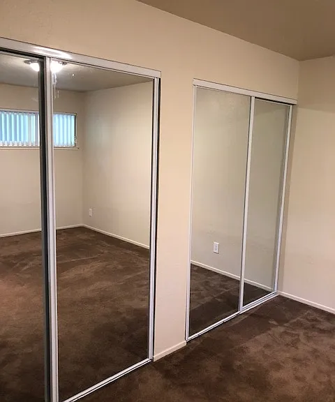 Shangri-La Apartments — Photo 11