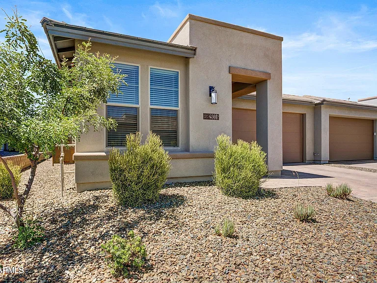 29316 N Lone Pine Ln — Photo 2