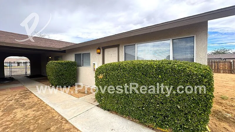 2 bed, 1.0 bath, 833 sqft, $1,450 — Photo 4