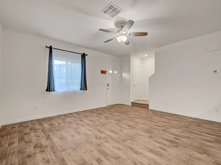 4153 Lunar Canyon Ave — Photo 4