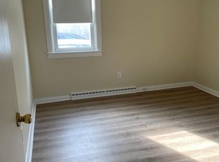 8 Bells Ct FLOOR 1, Cumberland, RI 02864