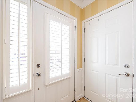 3rd image of 44449 Oriole Dr Unit 203