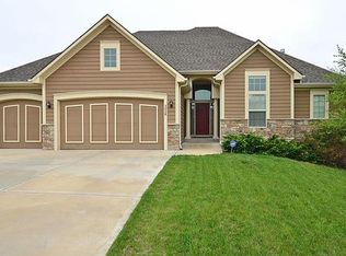 3028 NW 63rd St, Kansas City, MO 64151