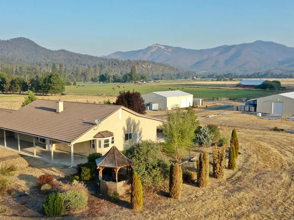 580 Hamilton Rd, Jacksonville, OR 97530